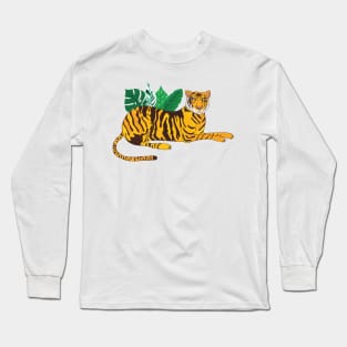 Wild cats taking some time to be beautiful Long Sleeve T-Shirt